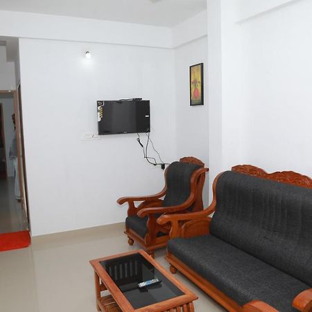 Sivaranjini Tourist Villa Guruvayur Exterior photo