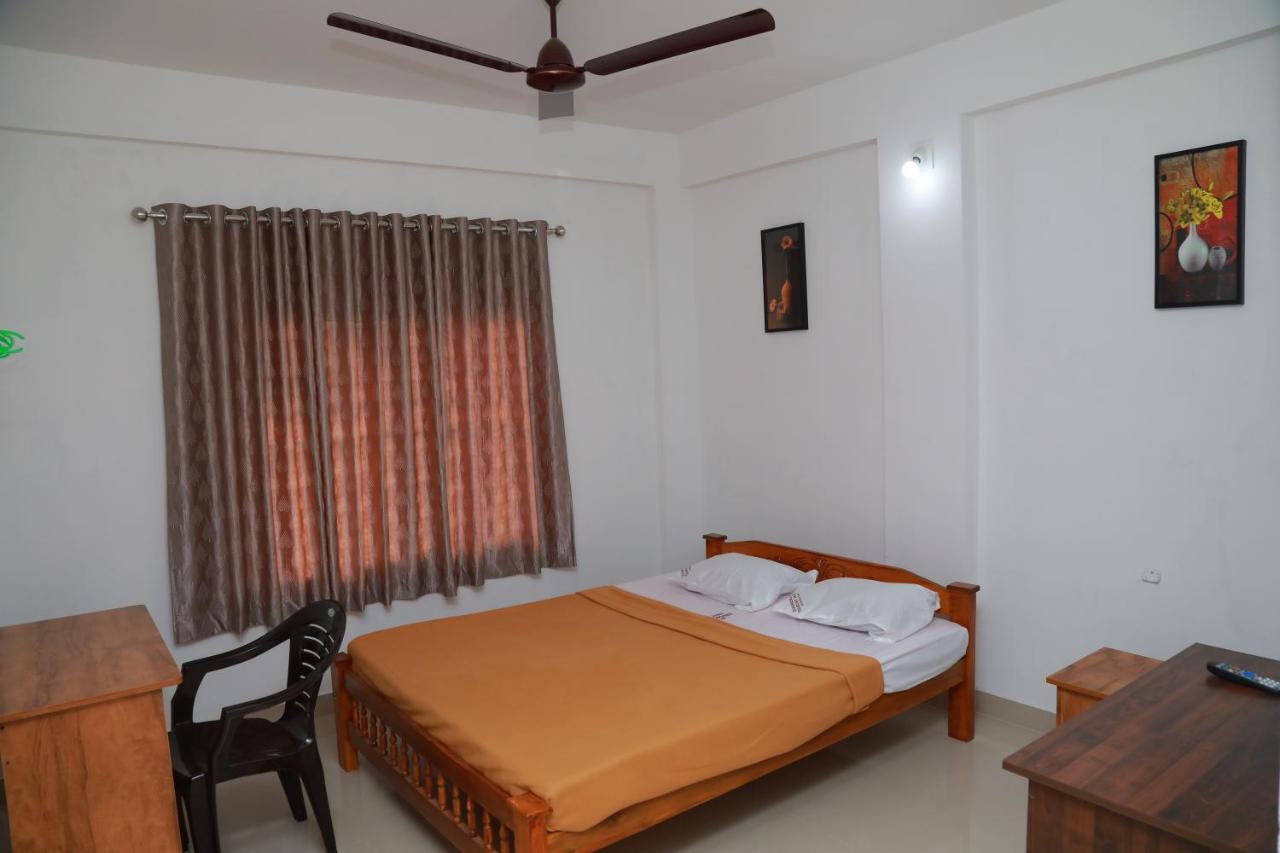 Sivaranjini Tourist Villa Guruvayur Exterior photo
